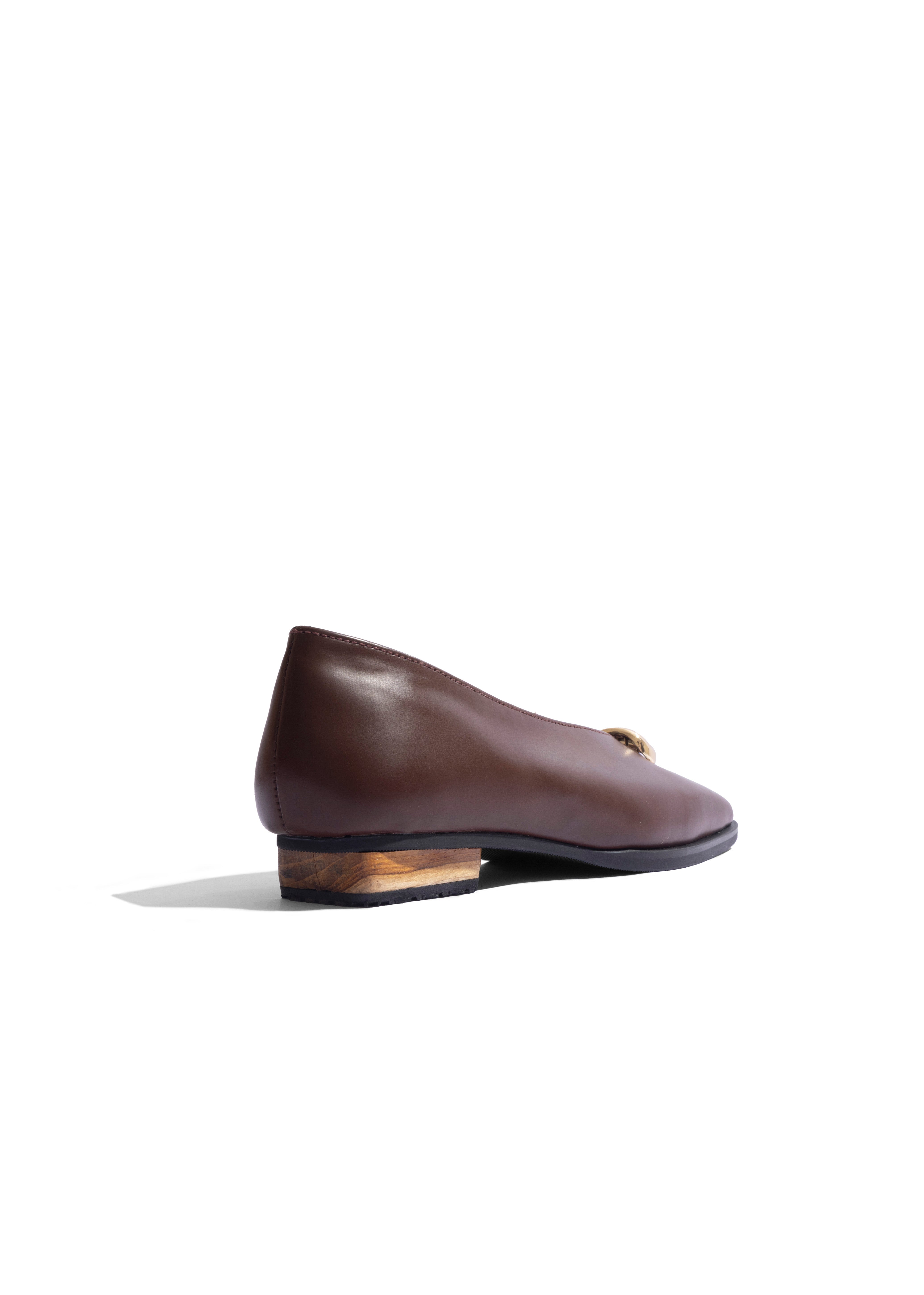 Slant-toe Donna Brown