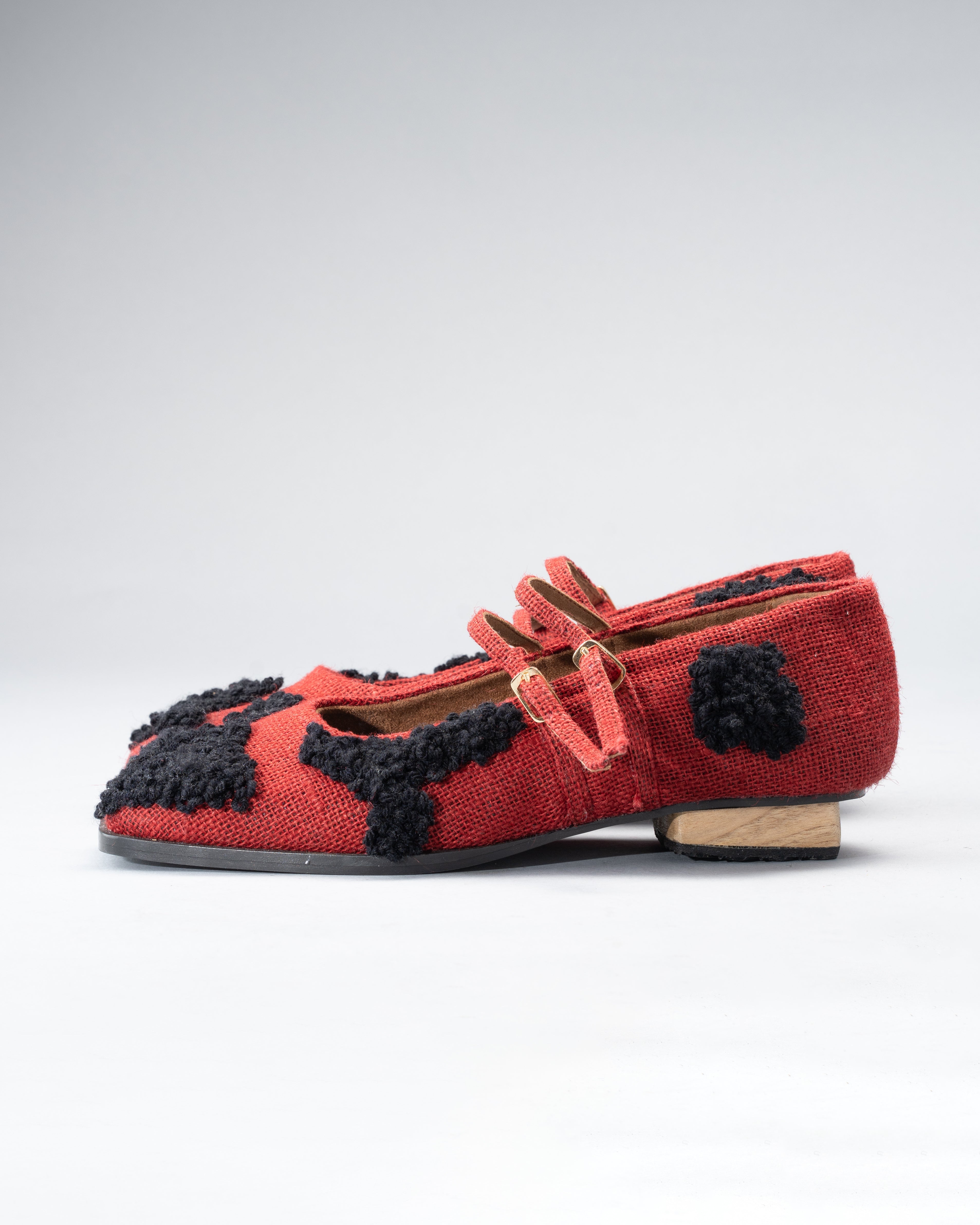 Flat Shoe with Punch Needle Embroidery