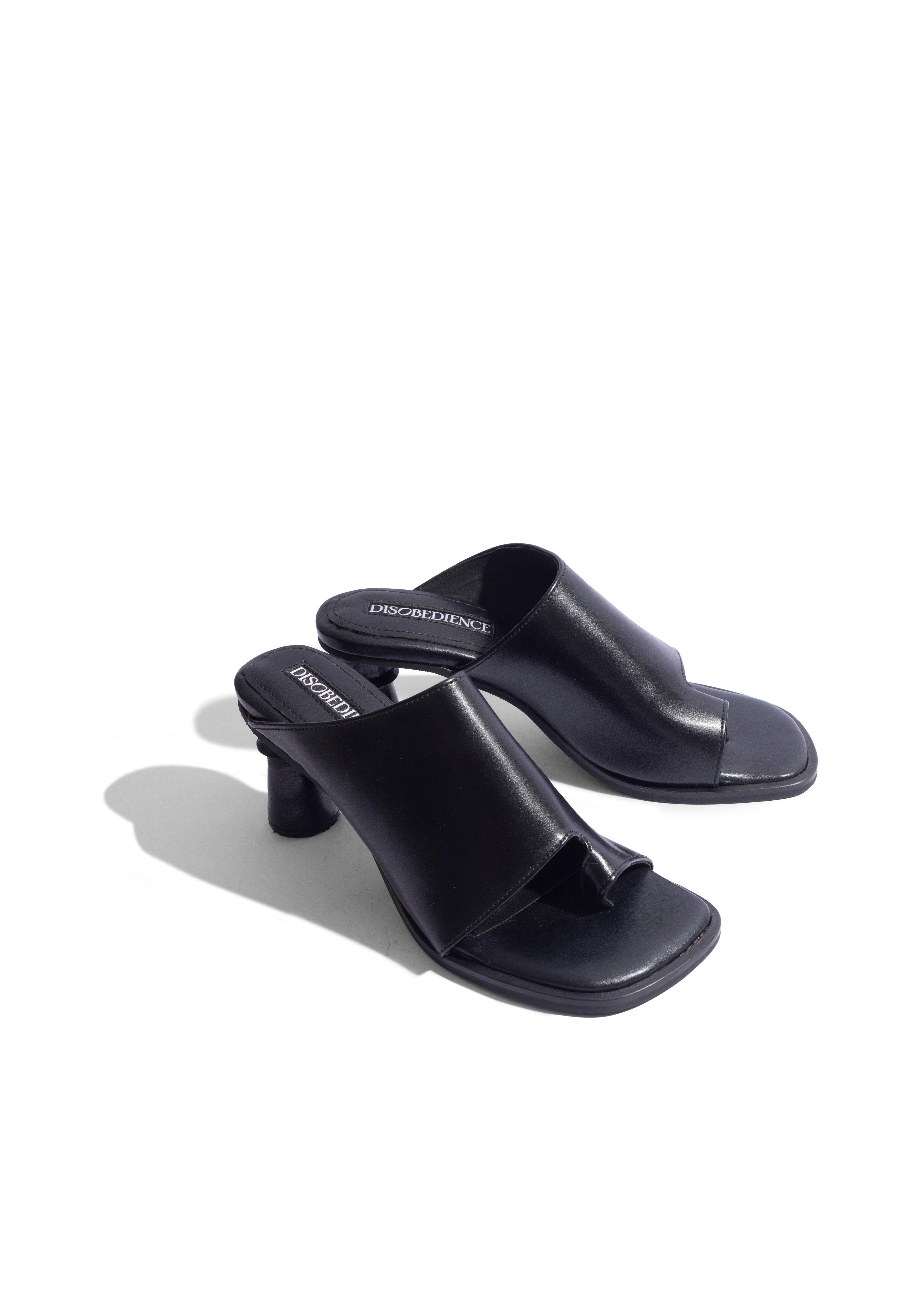 Sculpt Slide Mule Black