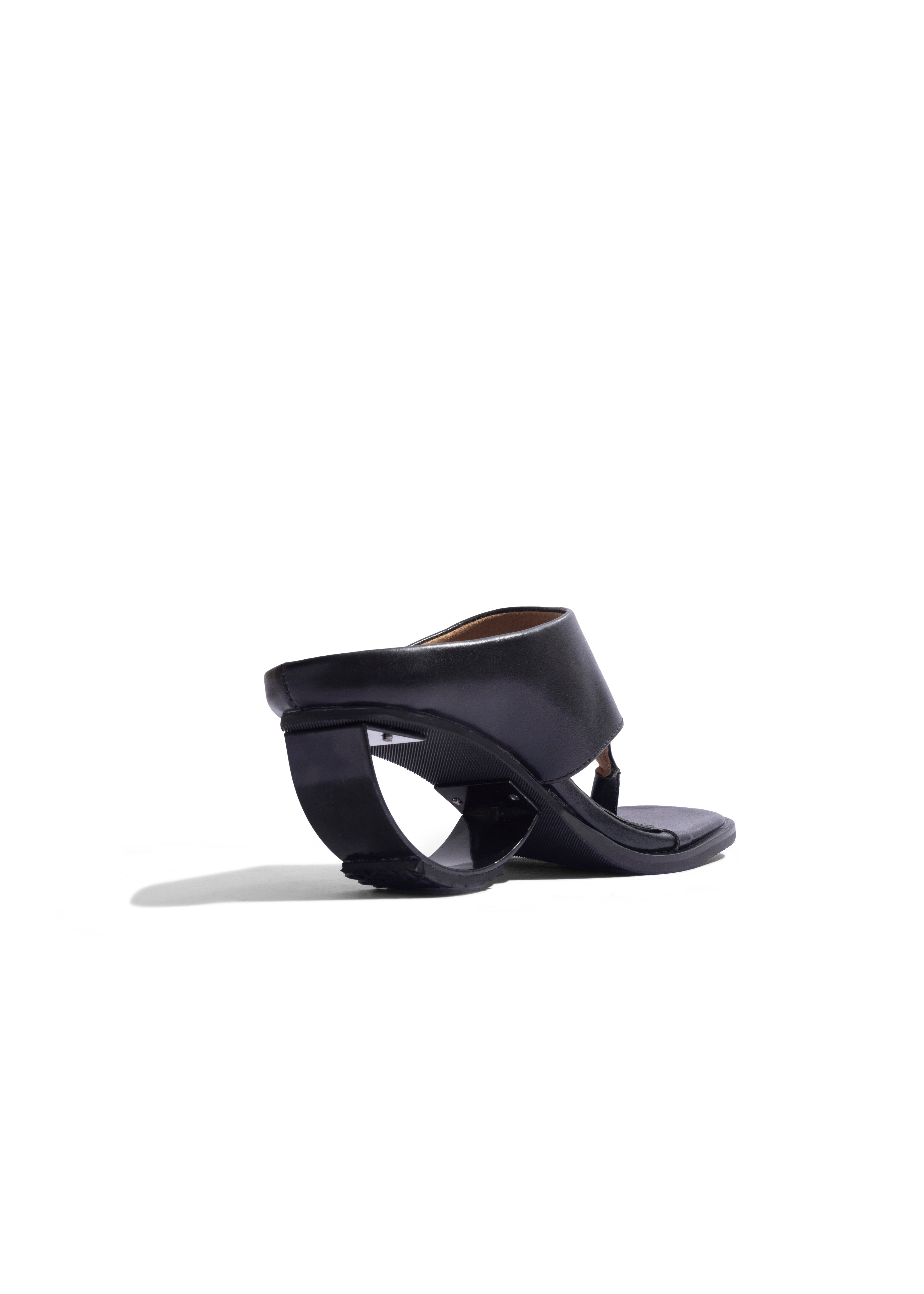 Orbit Mule Black