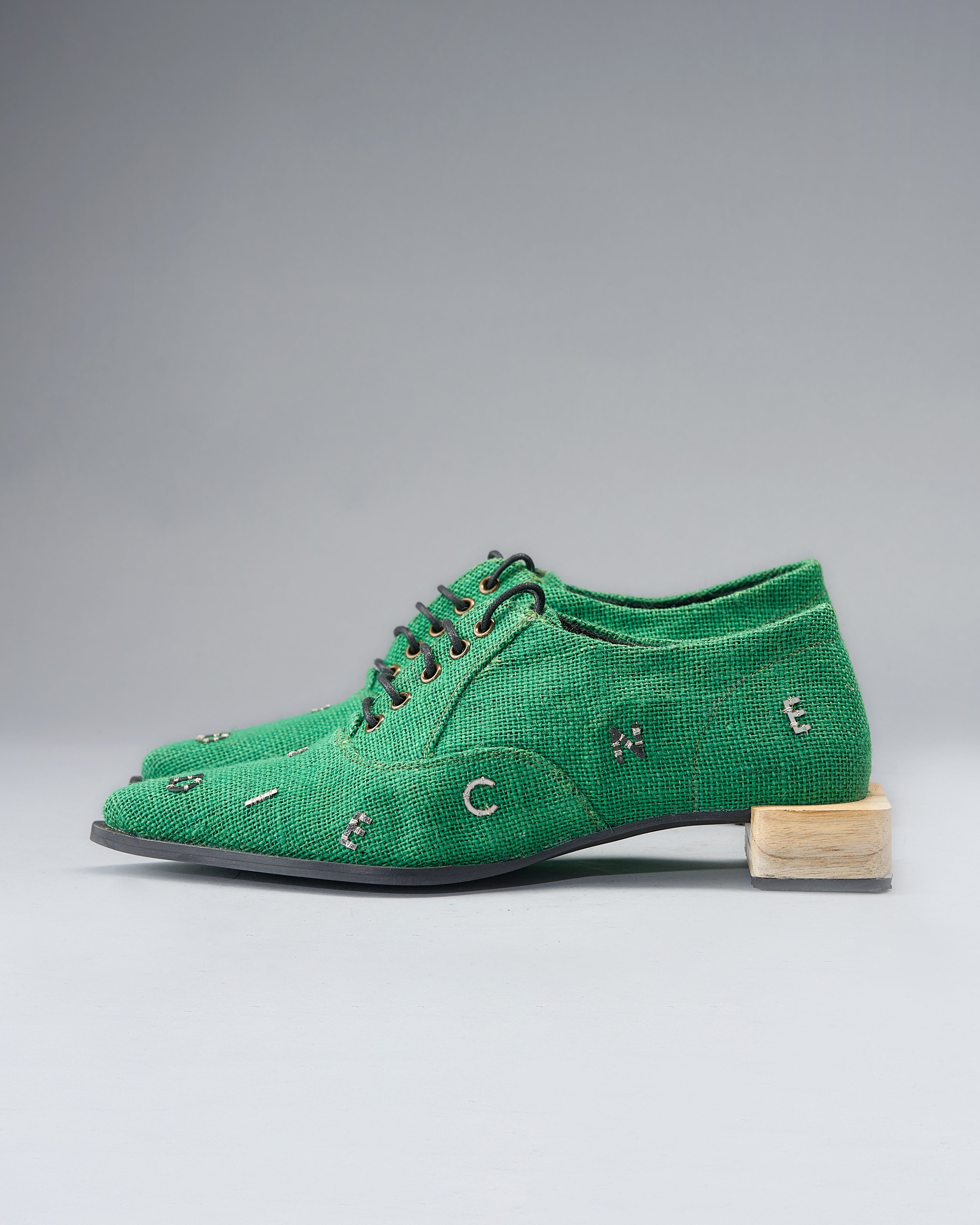 Lace-Up Flat Oxford in Jute, With Laser-Cut Brass Letters