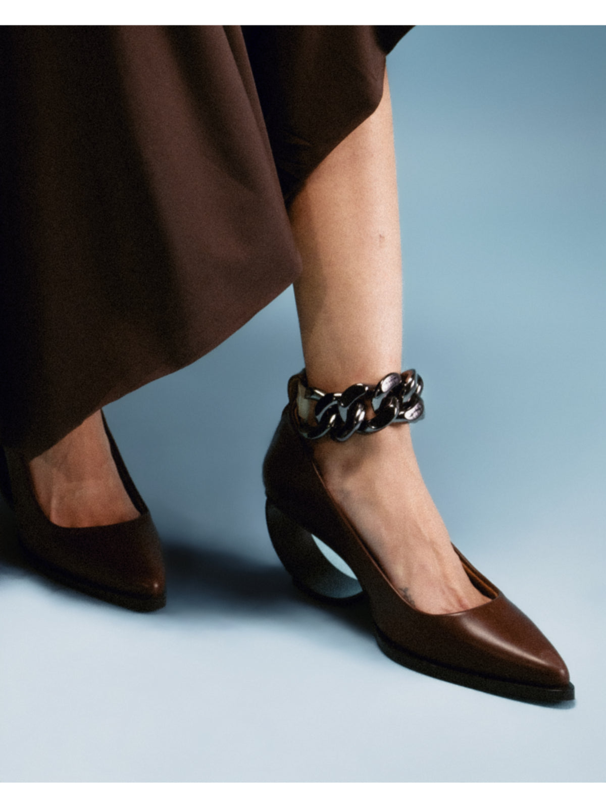 Anchor Pump in Stainless Steel Heel and Ankle Chain