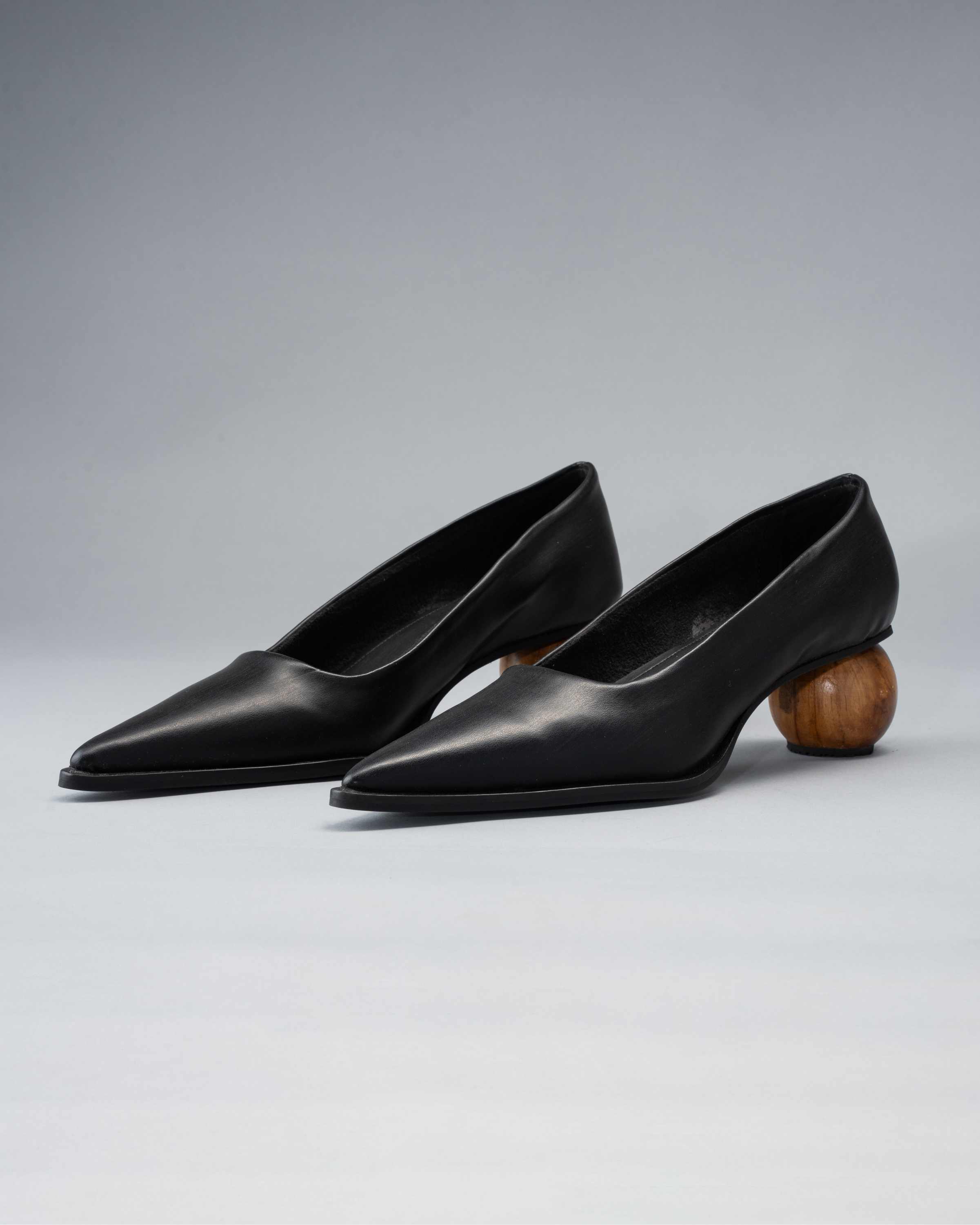 Smoky Black Plant Leather Pump with Spherical Wooden Heel
