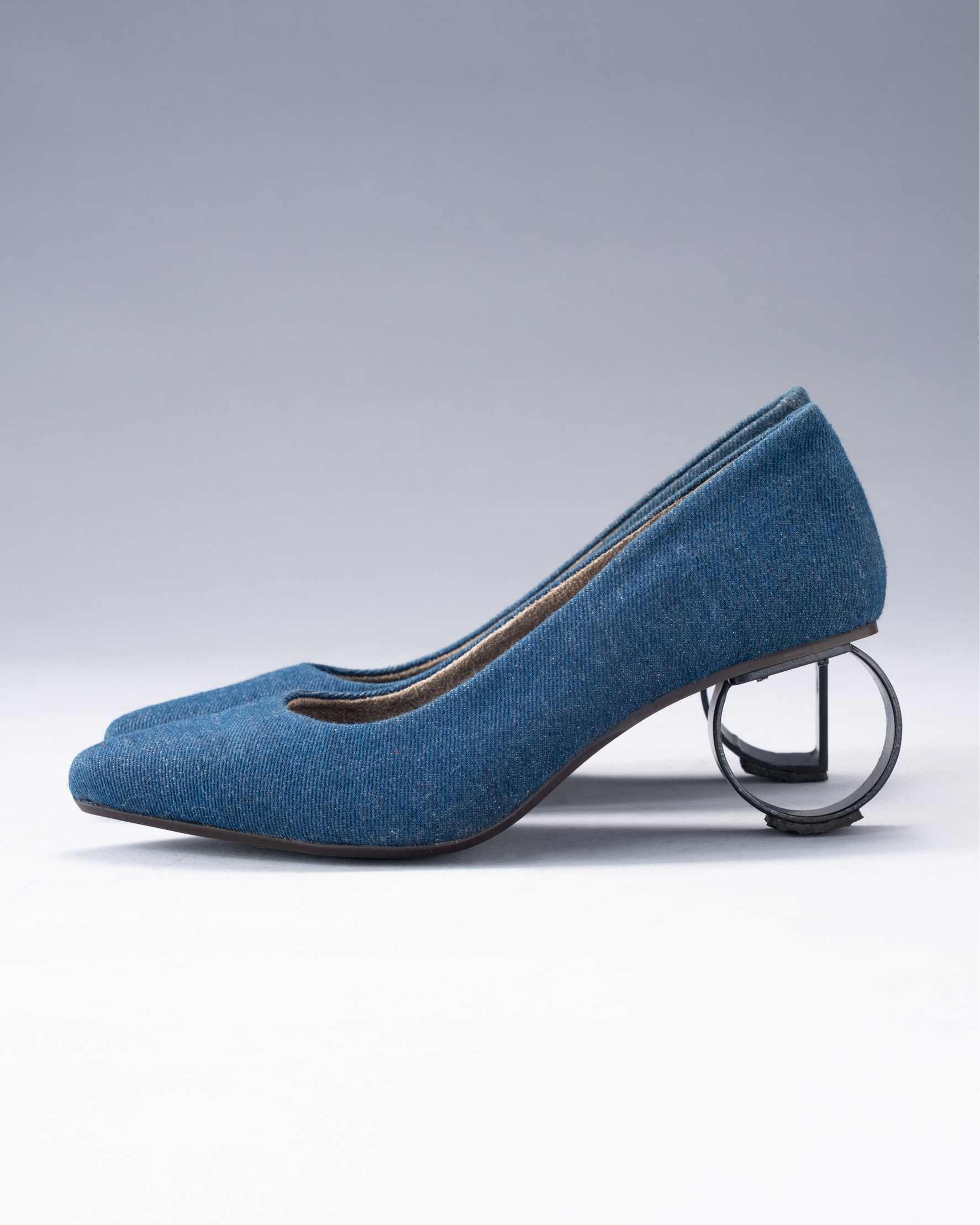 Sculptural Shoe  from Handwoven KalaCotton Grounded by a Signature D & O Heel and Secured with a Chain