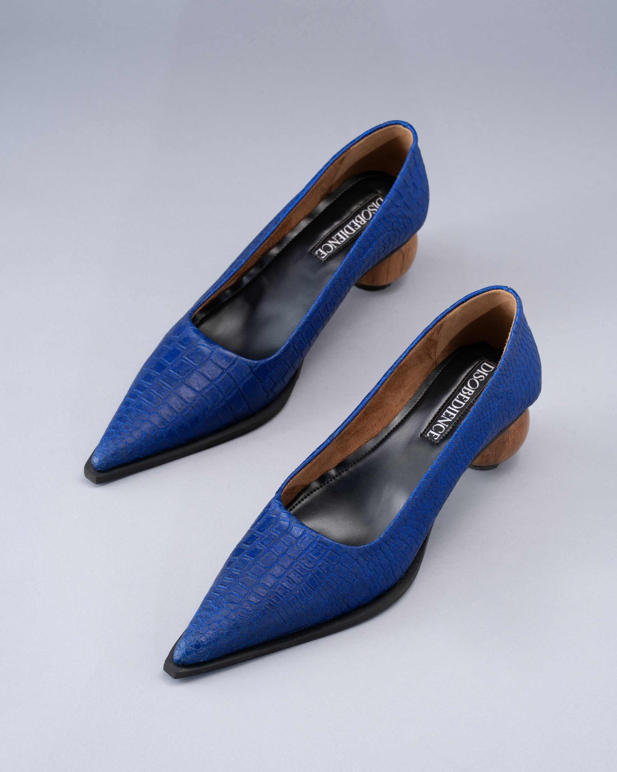 Electric Blue Banana Plant Leather Pump with Spherical Wooden Heel